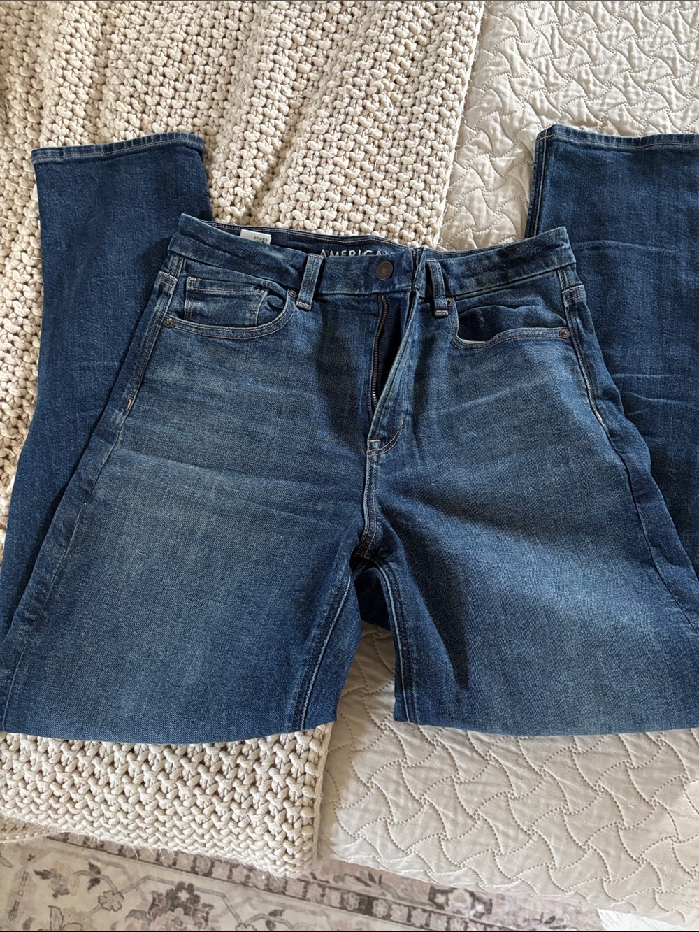 AE curvy mom jean - Picture 7 of 7